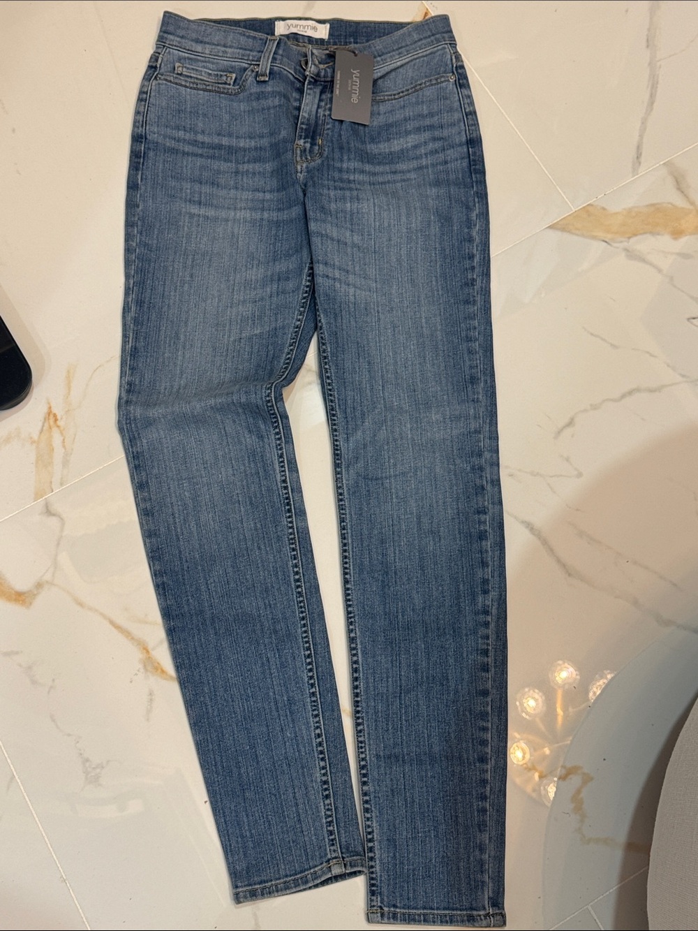 Yummie High-Rise Jeans in Medium Blue